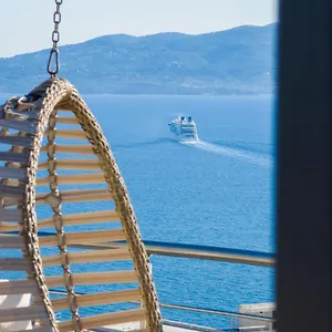 κάντε κράτηση εδώ